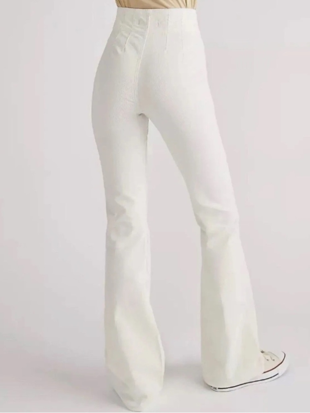 We The Free White High-Rise Jayde Flare Jeans Size 31